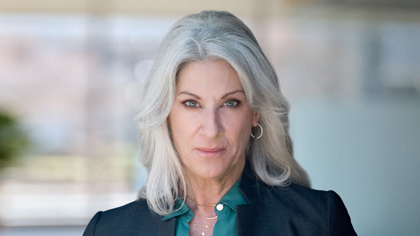 Headshot of Mary Pouliopoulos, Senior Vice President, Customer Experience, Spectrum Reach