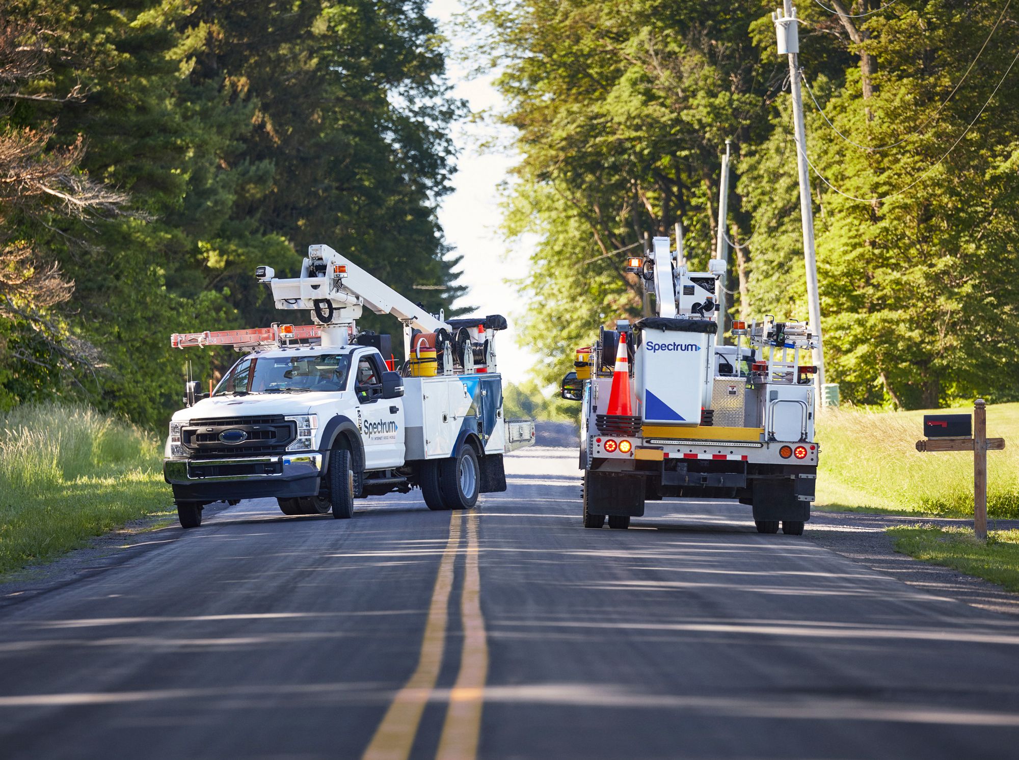 Images of Spectrum Vehicles, Vans, and Trucks | Charter Communications